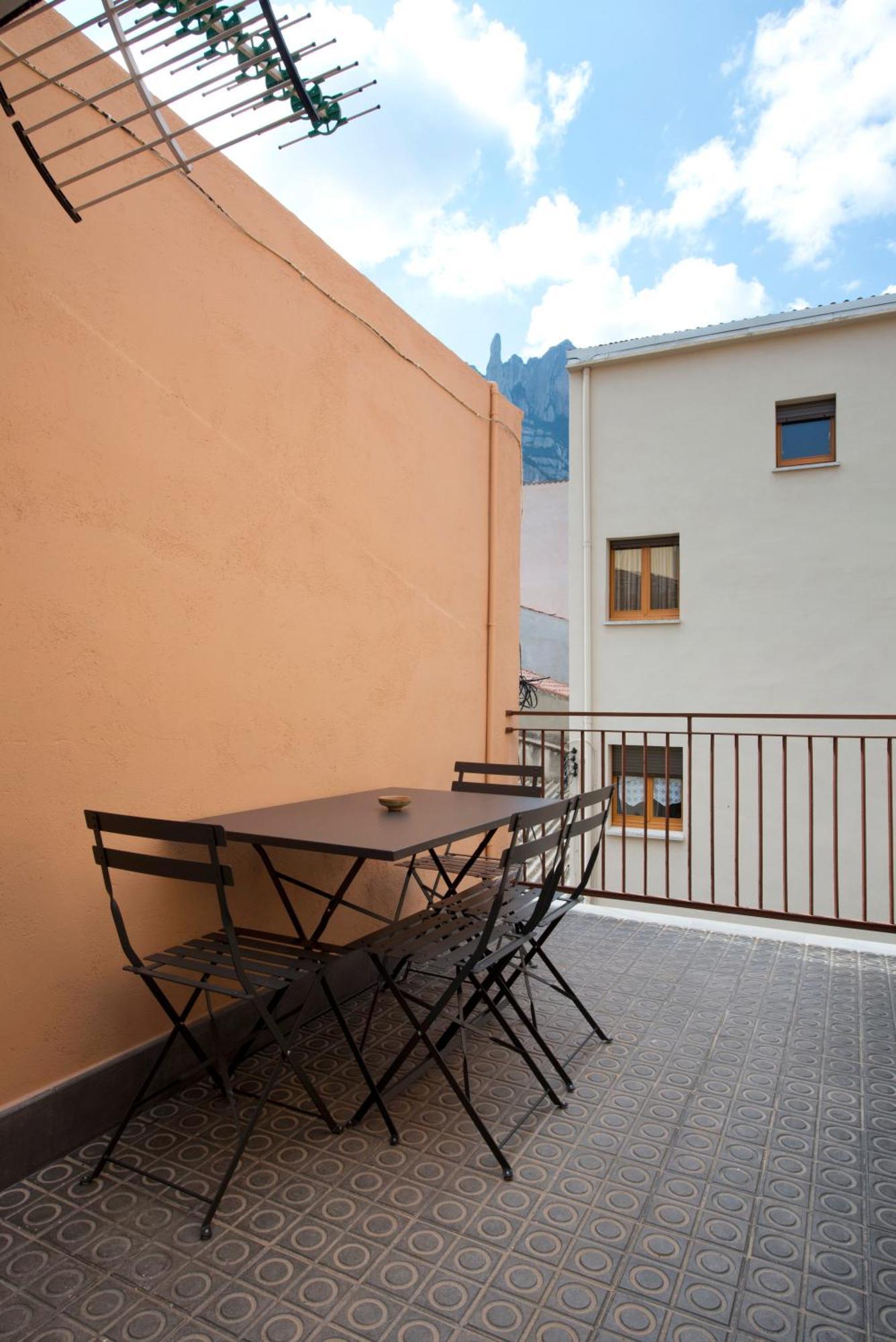 Apartments Mo Monistrol de Montserrat Ngoại thất bức ảnh