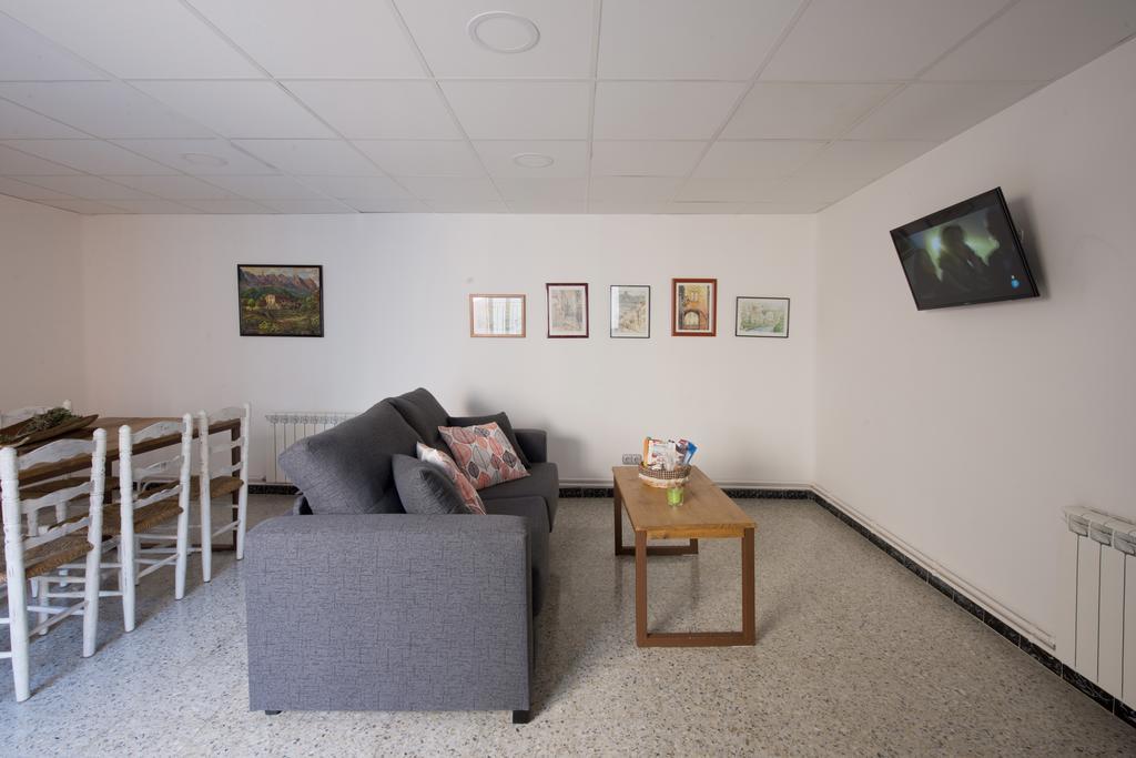 Apartments Mo Monistrol de Montserrat Ngoại thất bức ảnh
