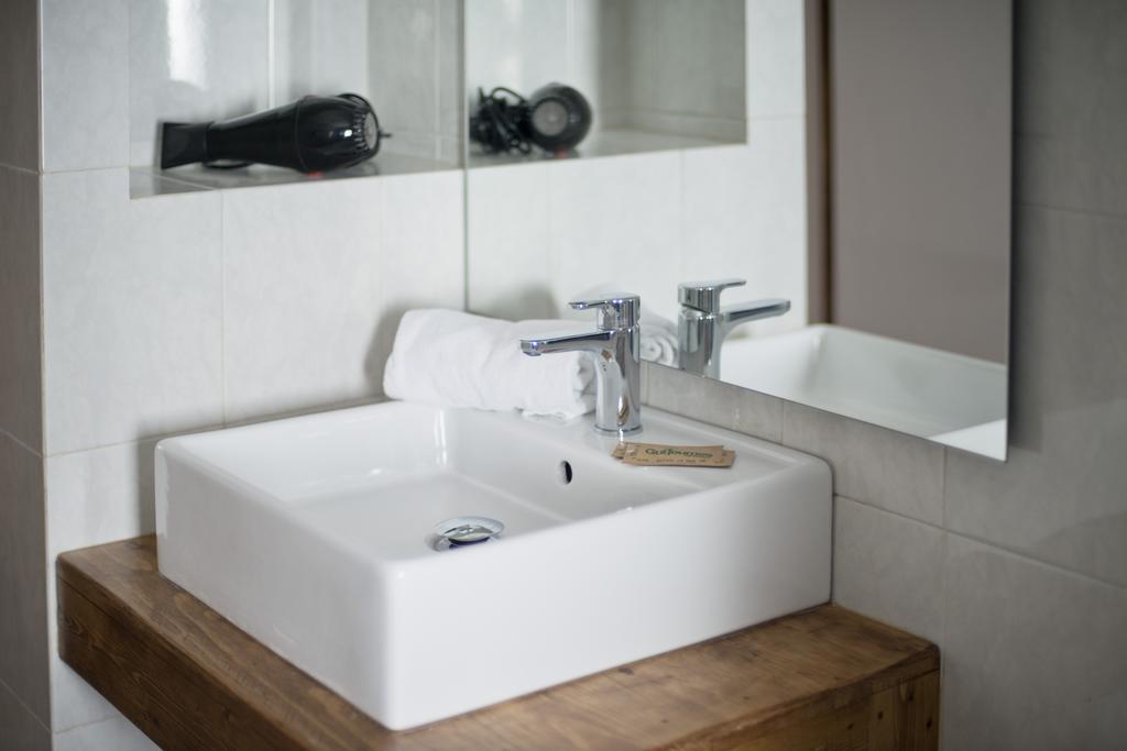 Apartments Mo Monistrol de Montserrat Ngoại thất bức ảnh