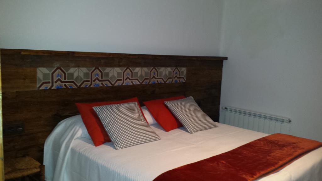 Apartments Mo Monistrol de Montserrat Ngoại thất bức ảnh