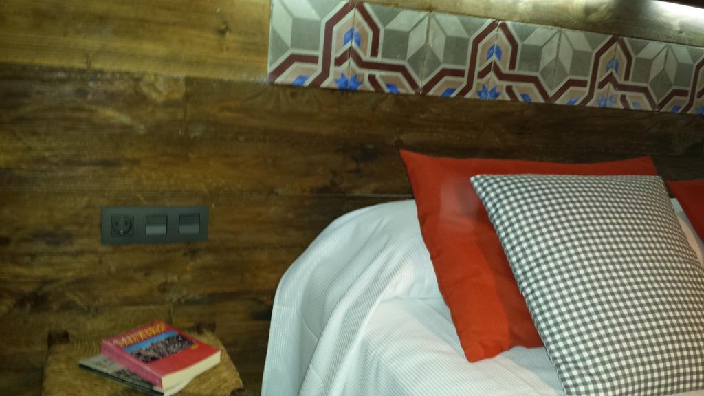 Apartments Mo Monistrol de Montserrat Ngoại thất bức ảnh