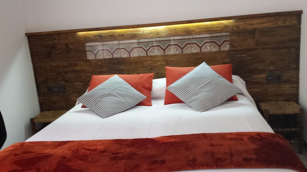 Apartments Mo Monistrol de Montserrat Ngoại thất bức ảnh
